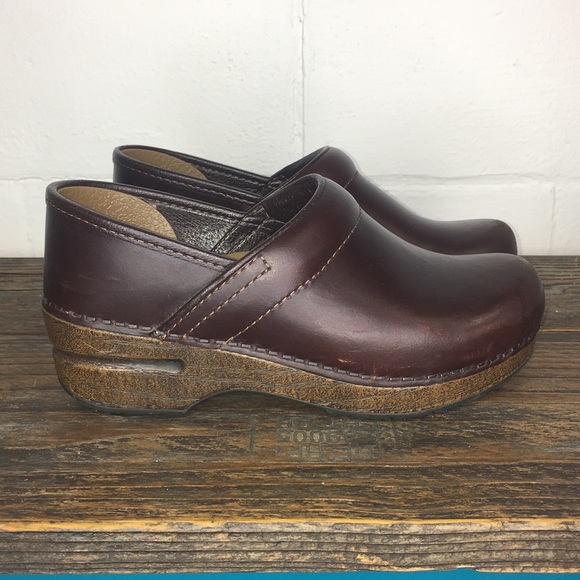 dansko shoes size 35